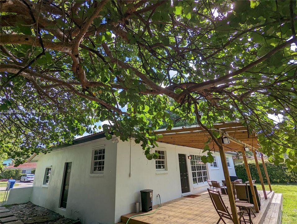 En Renta: $4,950 (3 camas, 2 baños, 1146 Pies cuadrados)