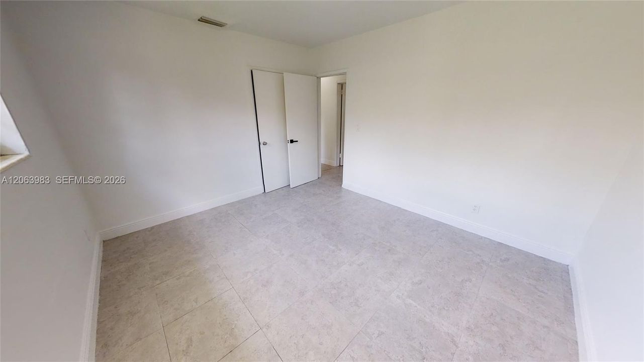 En Renta: $4,950 (3 camas, 2 baños, 1146 Pies cuadrados)