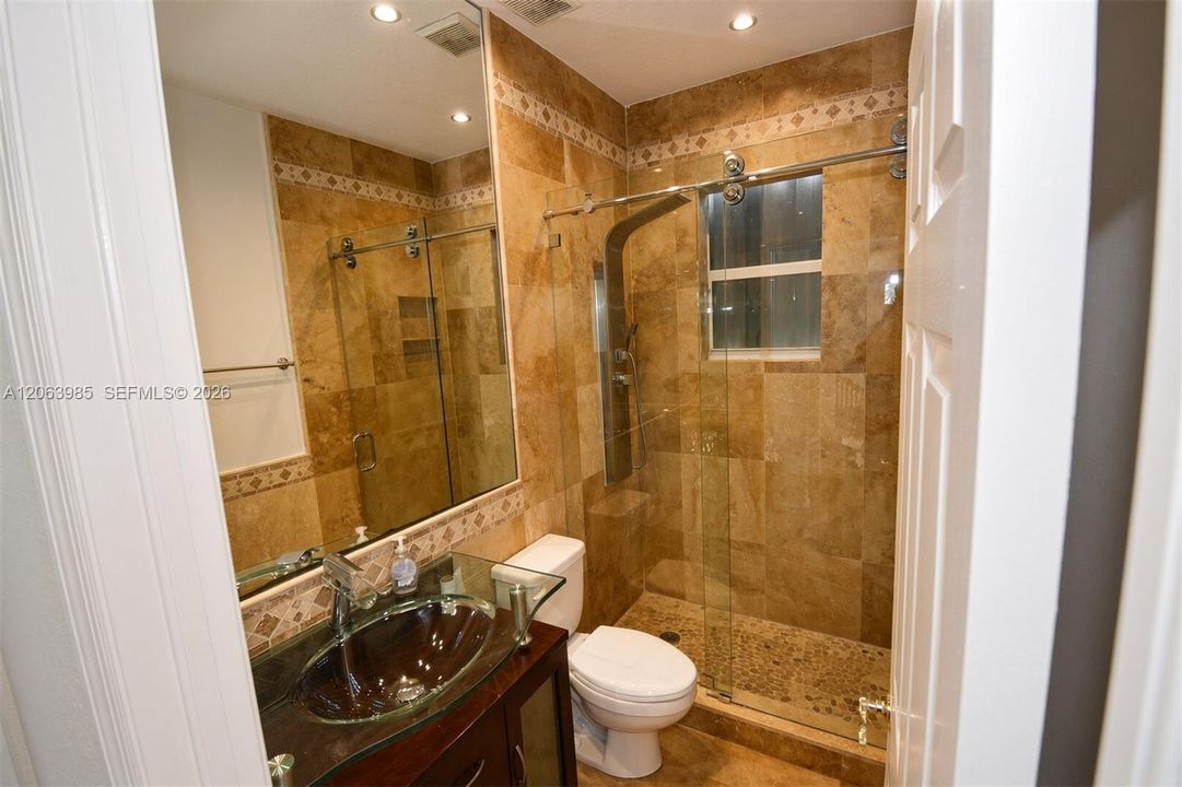 2nd Floor Bathroom