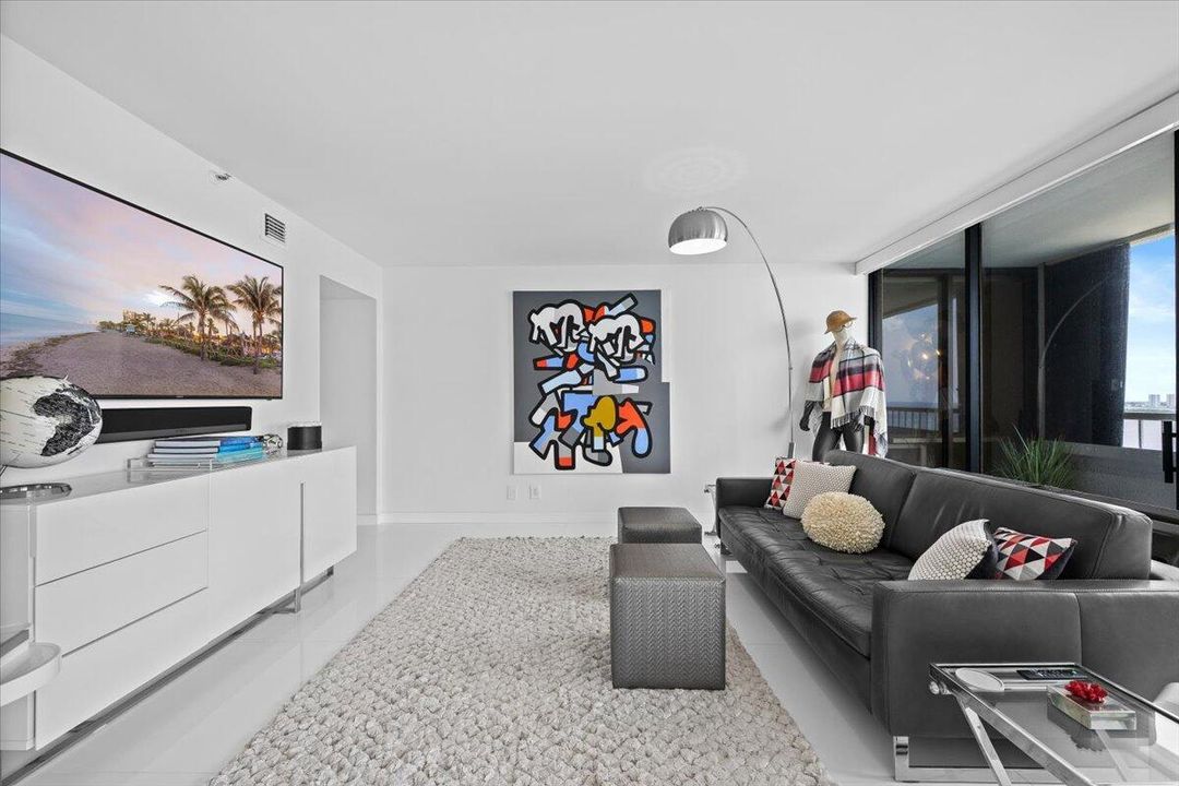 3rd Bedroom or Flex Room