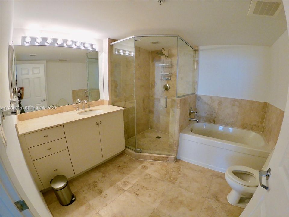 For Rent: $3,400 (2 beds, 2 baths, 1200 Square Feet)