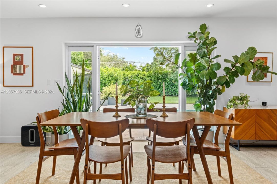 For Sale: $2,200,000 (4 beds, 3 baths, 2384 Square Feet)