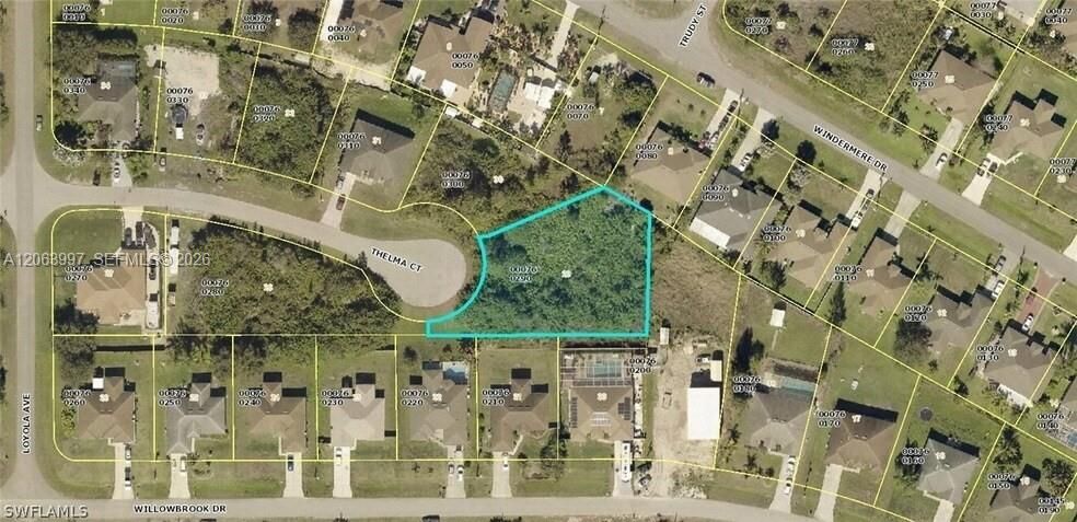 На продажу: $29,900 (0.50 acres)