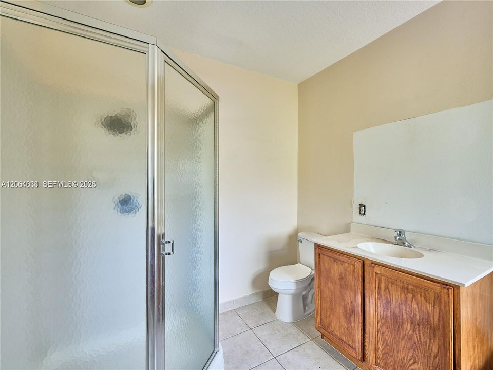 For Sale: $460,000 (3 beds, 2 baths, 1739 Square Feet)