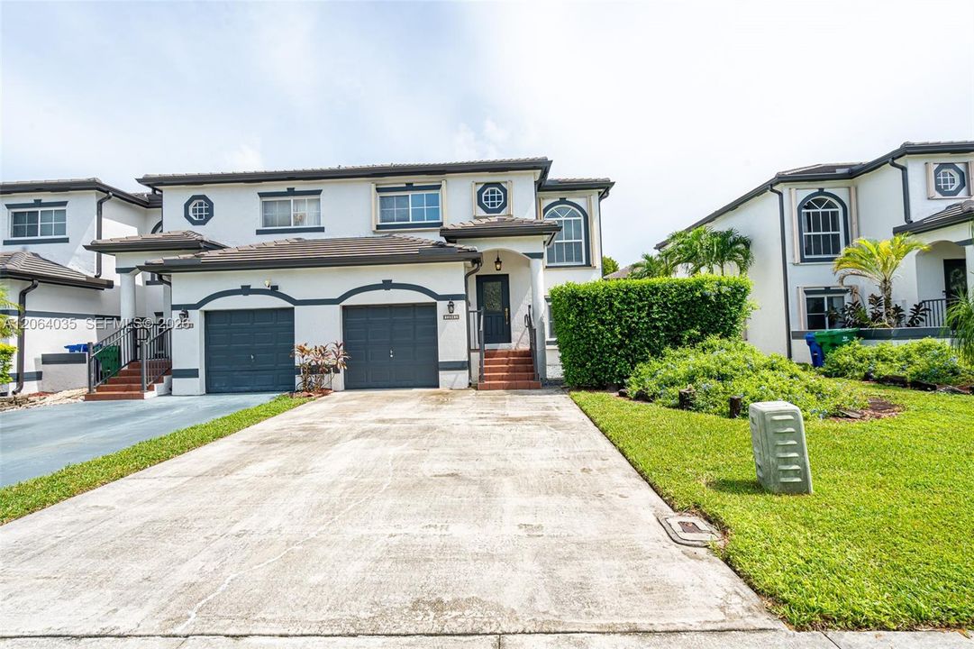For Sale: $485,000 (3 beds, 2 baths, 1804 Square Feet)