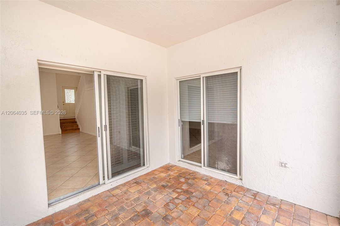 For Sale: $485,000 (3 beds, 2 baths, 1804 Square Feet)