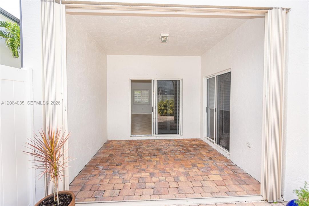 For Sale: $485,000 (3 beds, 2 baths, 1804 Square Feet)
