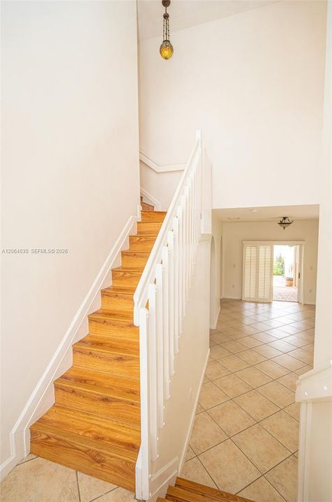 For Sale: $485,000 (3 beds, 2 baths, 1804 Square Feet)