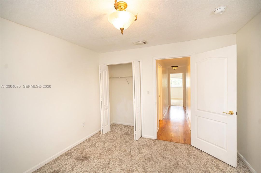 For Sale: $485,000 (3 beds, 2 baths, 1804 Square Feet)
