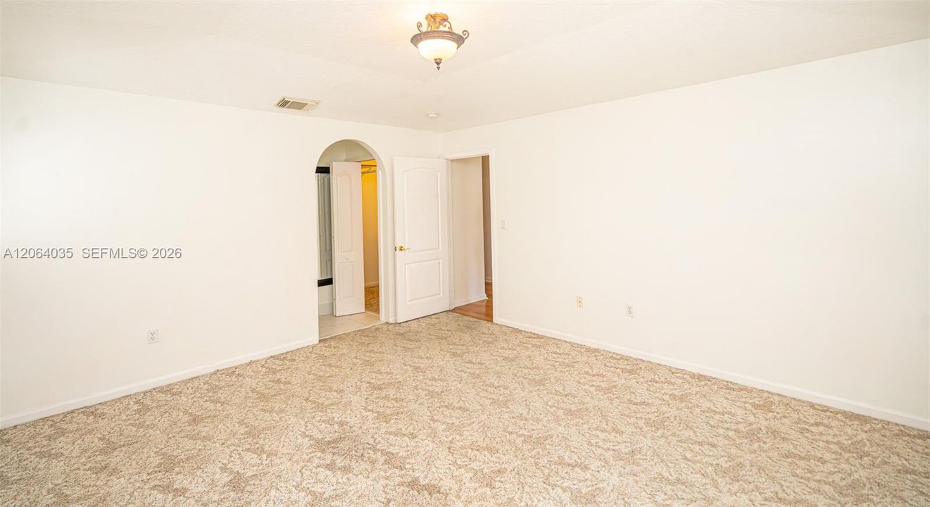 For Sale: $485,000 (3 beds, 2 baths, 1804 Square Feet)