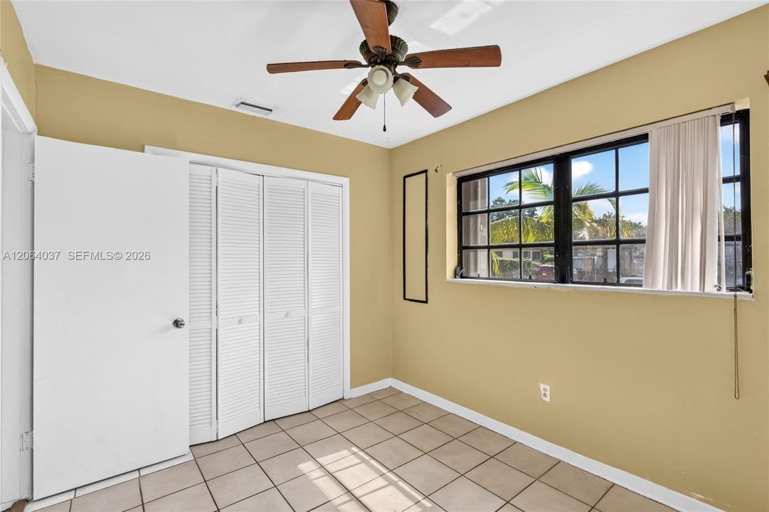 For Sale: $529,000 (4 beds, 3 baths, 1459 Square Feet)