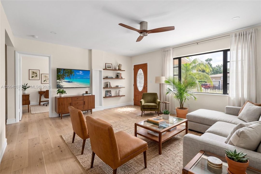 For Sale: $529,000 (4 beds, 3 baths, 1459 Square Feet)