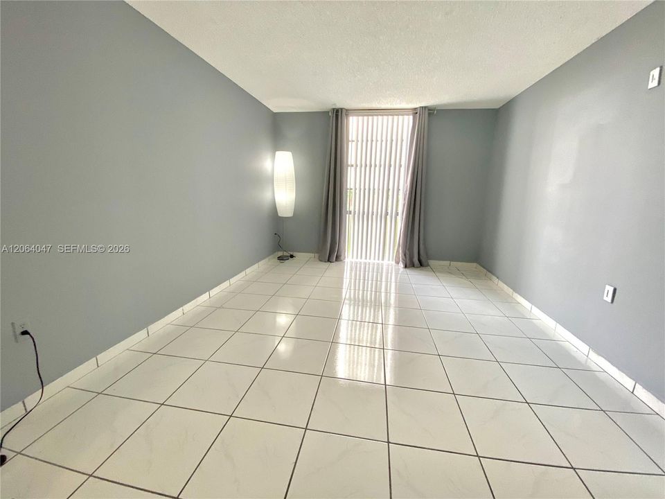 En Venta: $155,000 (1 camas, 1 baños, 720 Pies cuadrados)
