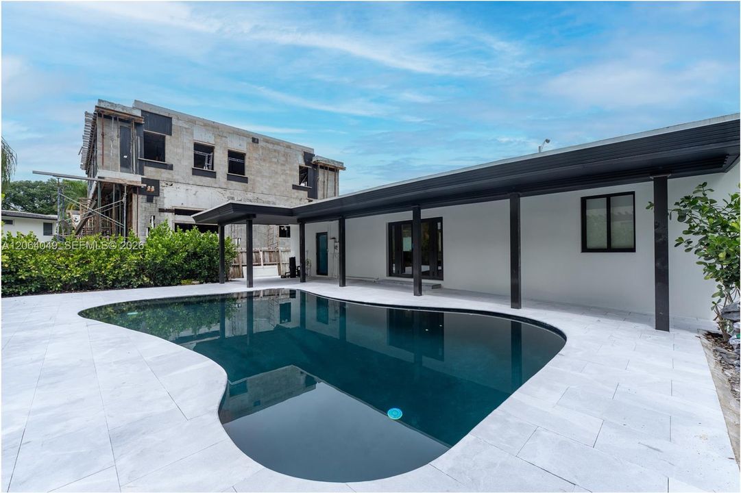 For Rent: $13,500 (3 beds, 2 baths, 1551 Square Feet)