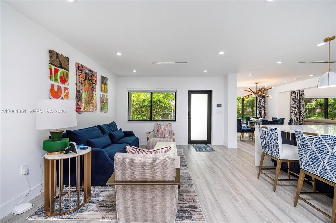 For Sale: $1,998,000 (3 beds, 3 baths, 2002 Square Feet)