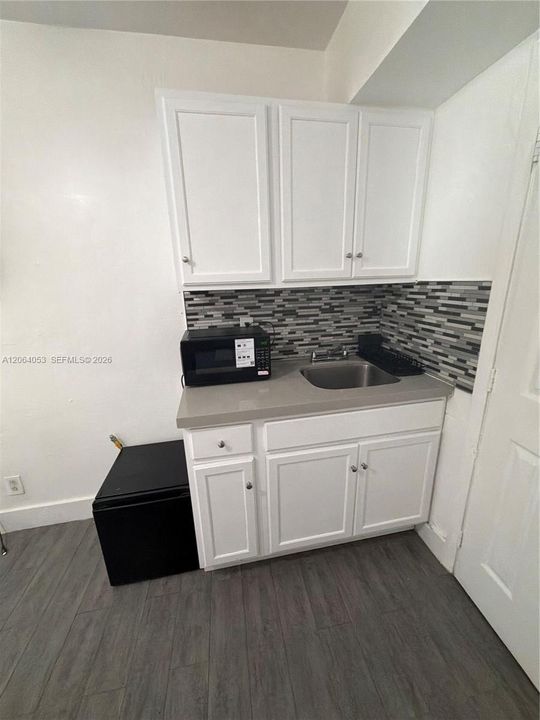 For Rent: $1,100 (0 beds, 1 baths, 0 Square Feet)