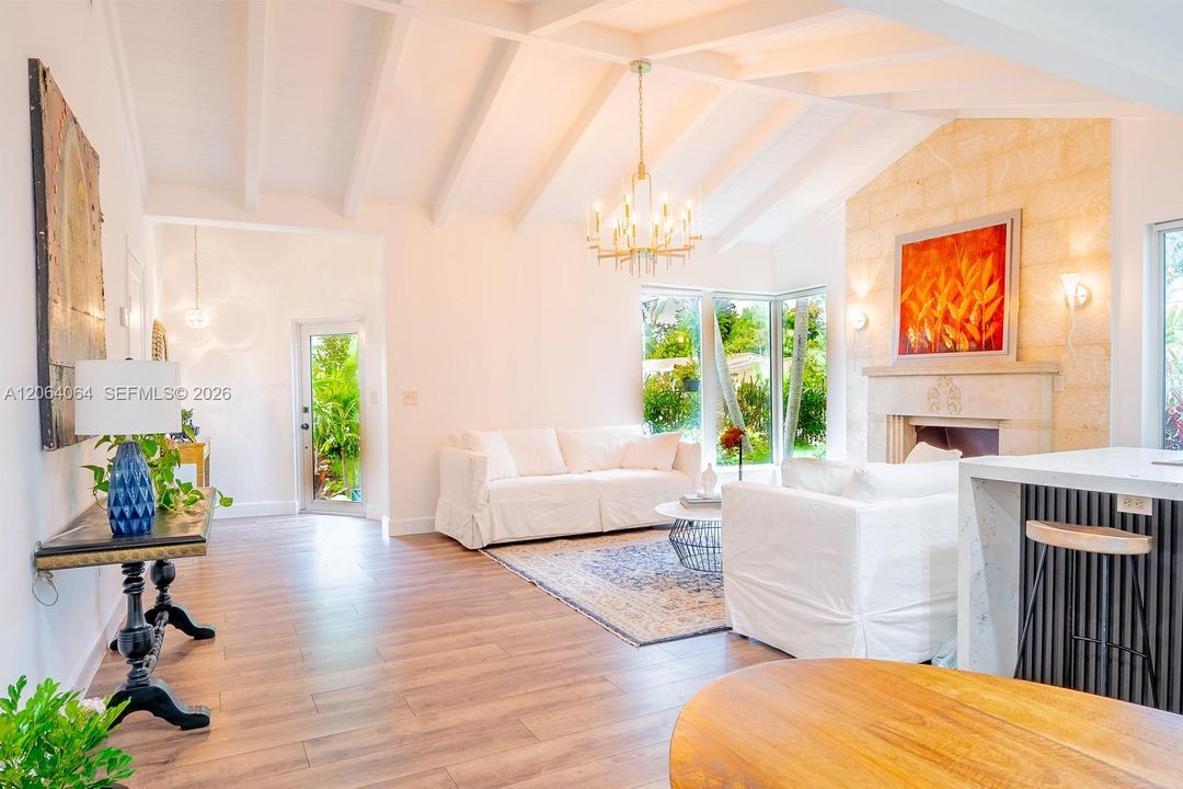 For Sale: $1,590,000 (4 beds, 4 baths, 1845 Square Feet)