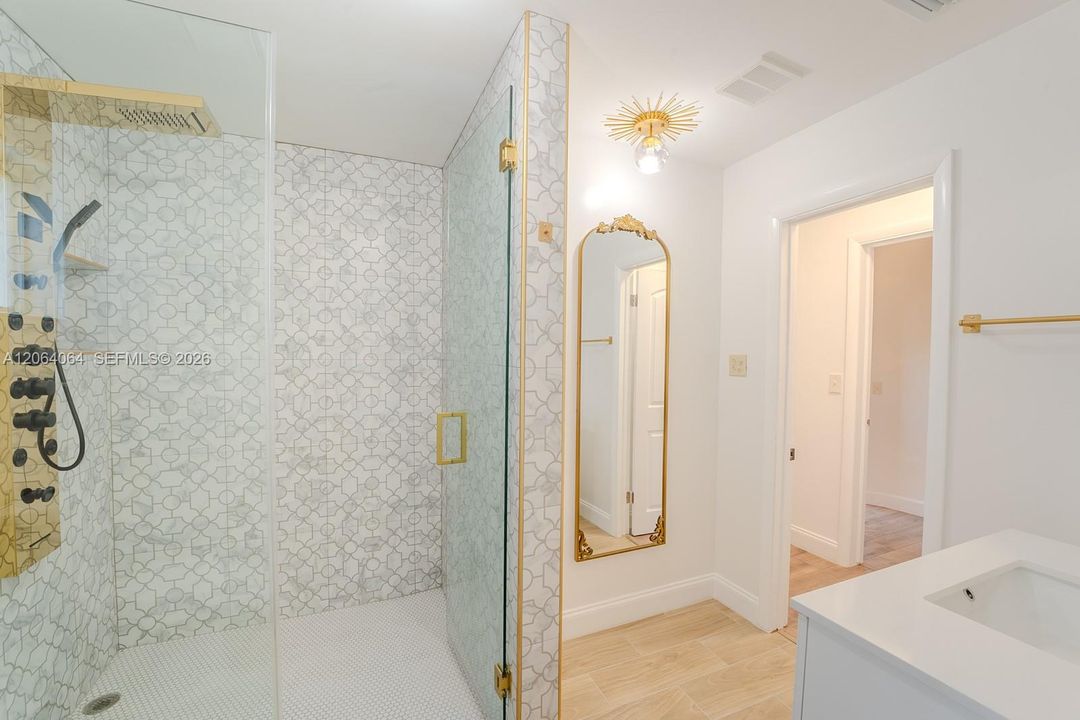 For Sale: $1,590,000 (4 beds, 4 baths, 1845 Square Feet)