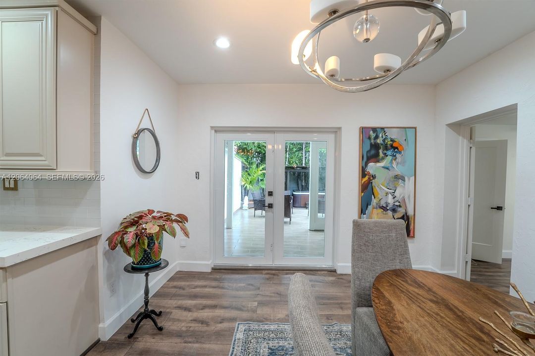 For Sale: $1,590,000 (4 beds, 4 baths, 1845 Square Feet)