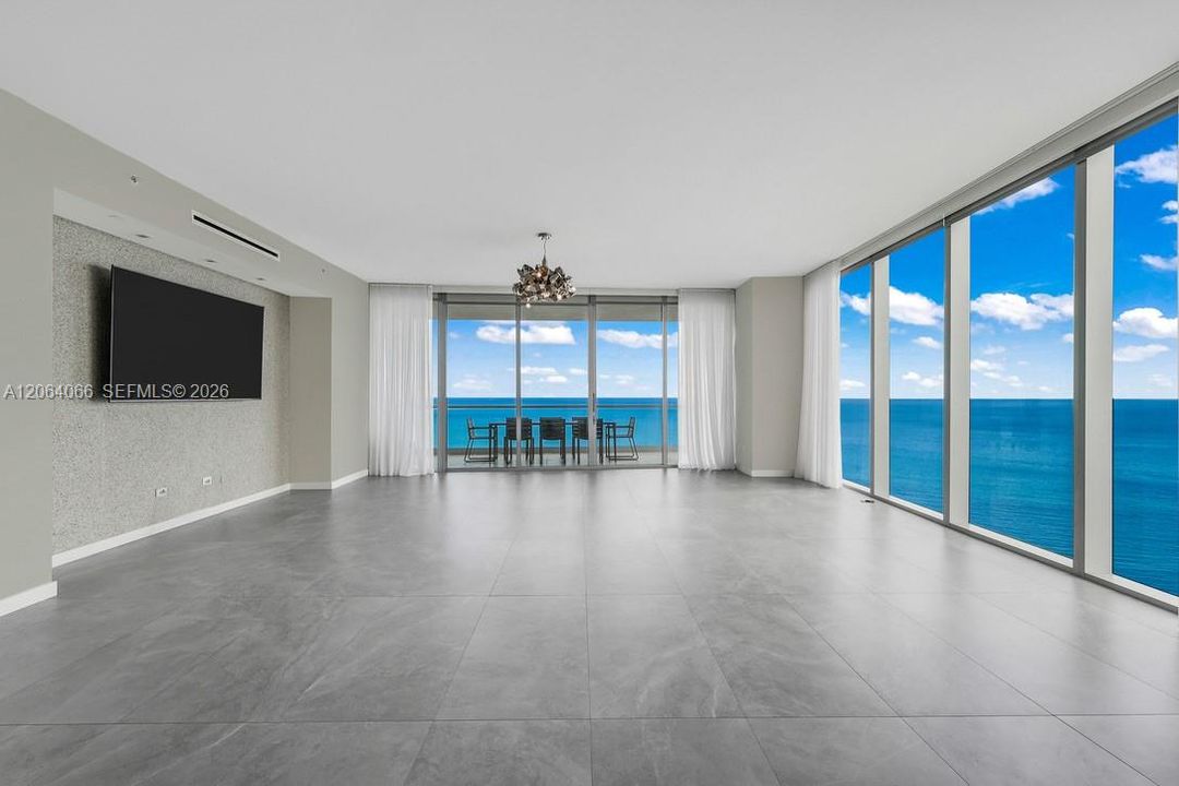 For Sale: $6,900,000 (5 beds, 5 baths, 3625 Square Feet)