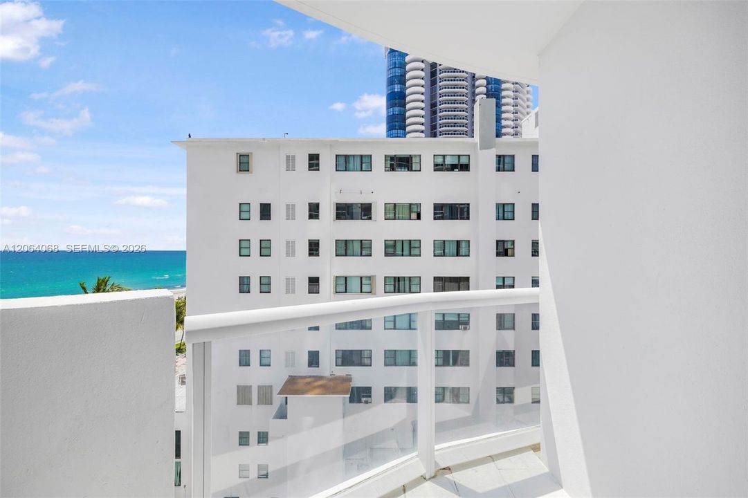 En Venta: $699,000 (1 camas, 1 baños, 683 Pies cuadrados)