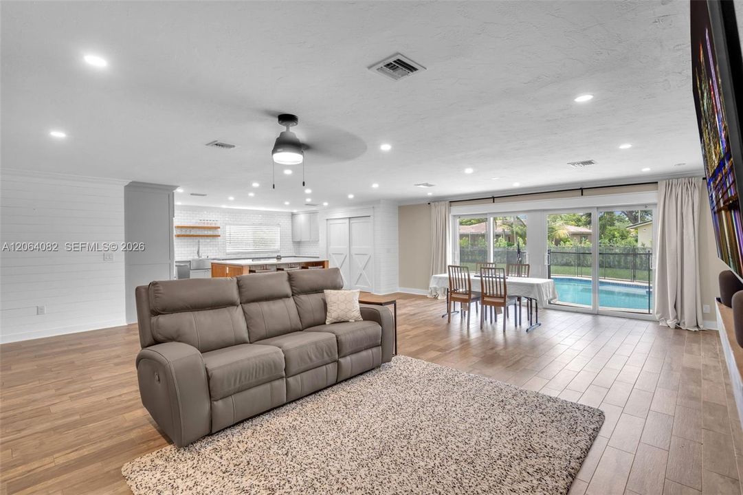 For Sale: $730,000 (4 beds, 2 baths, 1965 Square Feet)