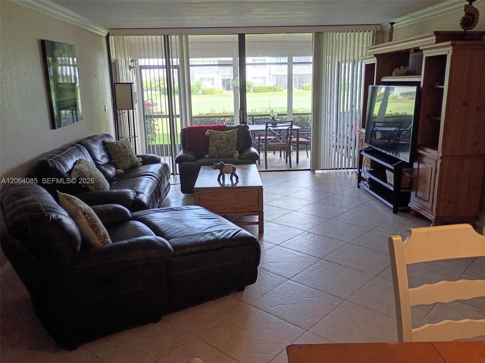 En Venta: $315,000 (2 camas, 2 baños, 1184 Pies cuadrados)