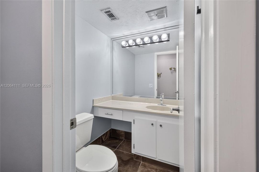 For Sale: $599,000 (4 beds, 2 baths, 2071 Square Feet)