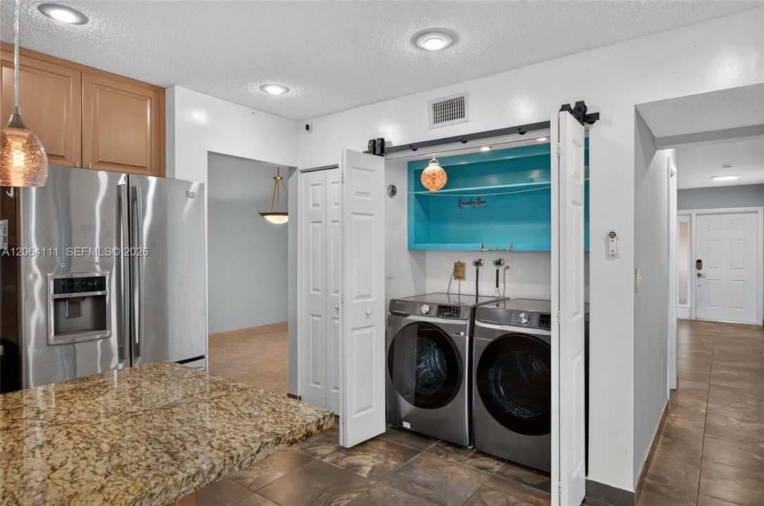 For Sale: $599,000 (4 beds, 2 baths, 2071 Square Feet)