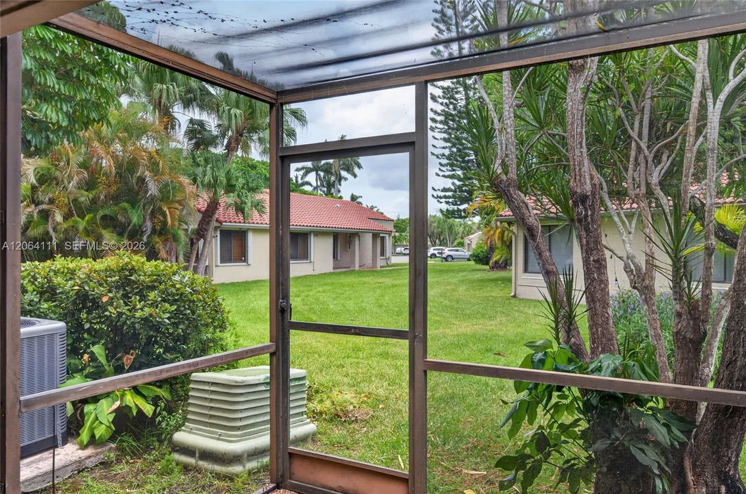 For Sale: $599,000 (4 beds, 2 baths, 2071 Square Feet)
