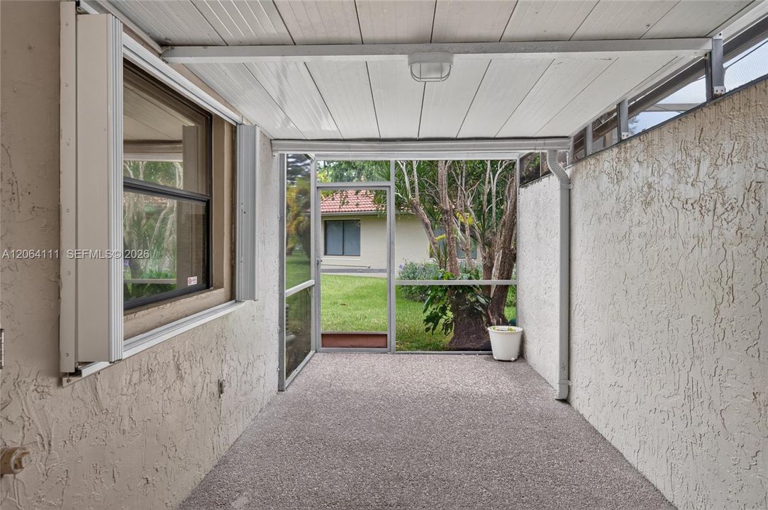 For Sale: $599,000 (4 beds, 2 baths, 2071 Square Feet)