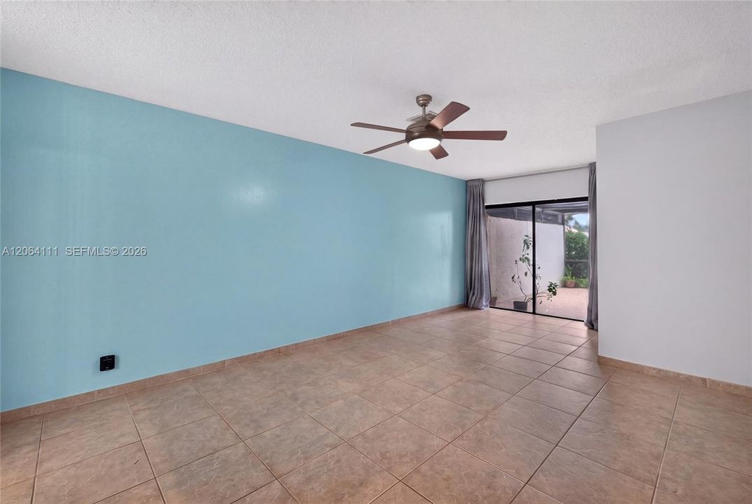 For Sale: $599,000 (4 beds, 2 baths, 2071 Square Feet)