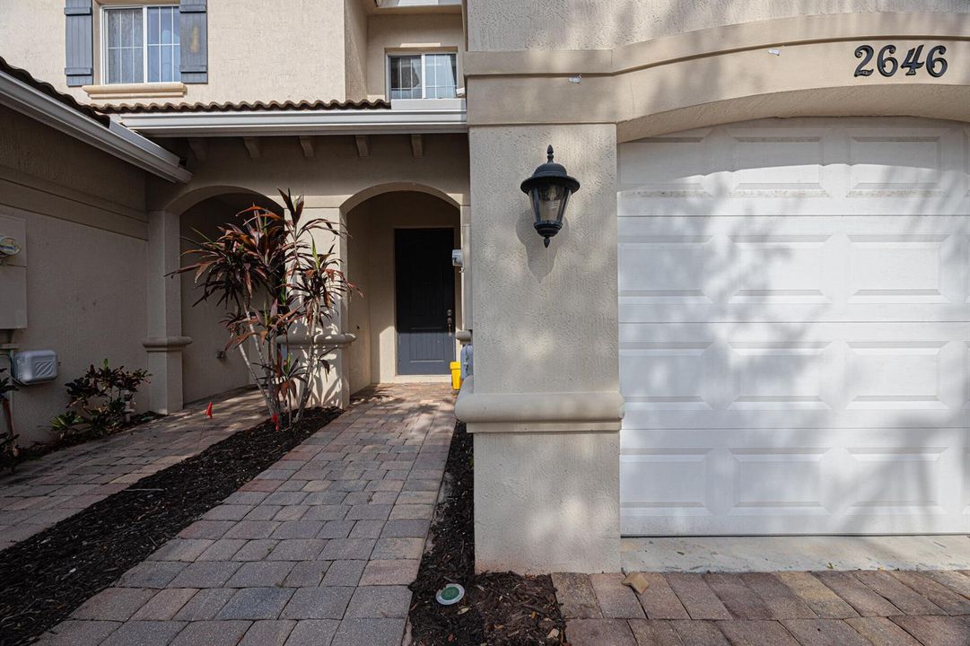 One car garage