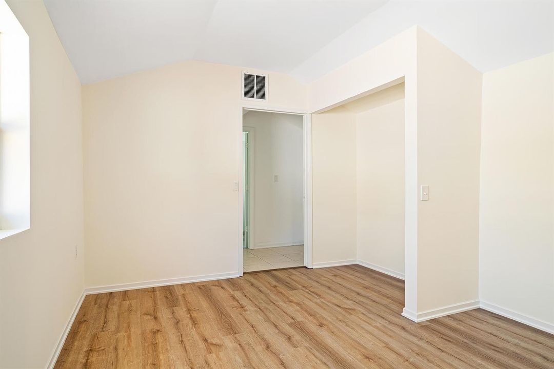 Guest Bedroom Entry