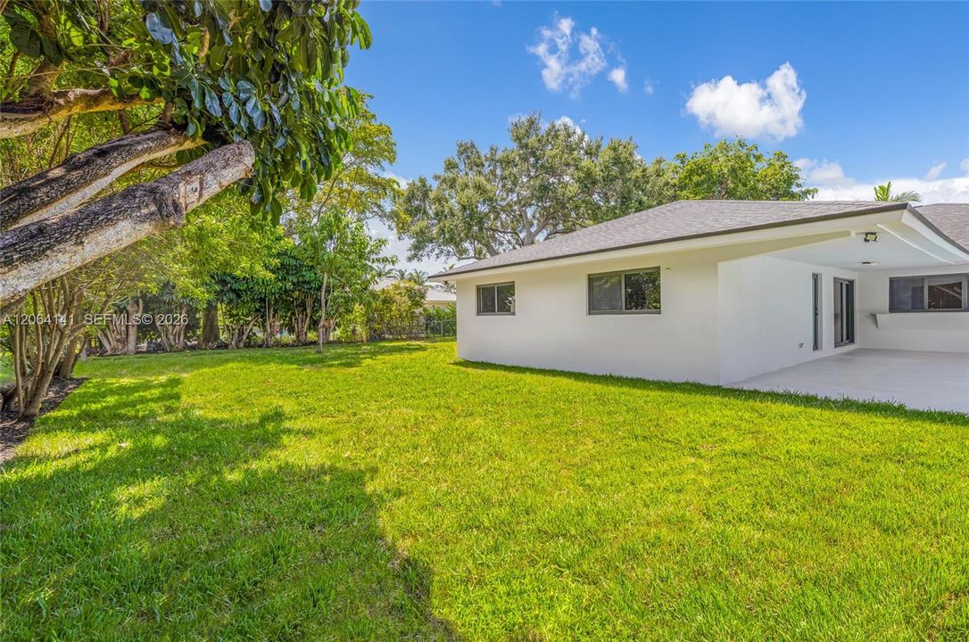 For Sale: $1,345,000 (4 beds, 3 baths, 2379 Square Feet)