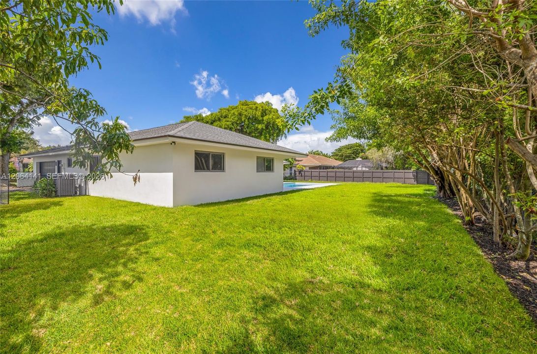For Sale: $1,345,000 (4 beds, 3 baths, 2379 Square Feet)