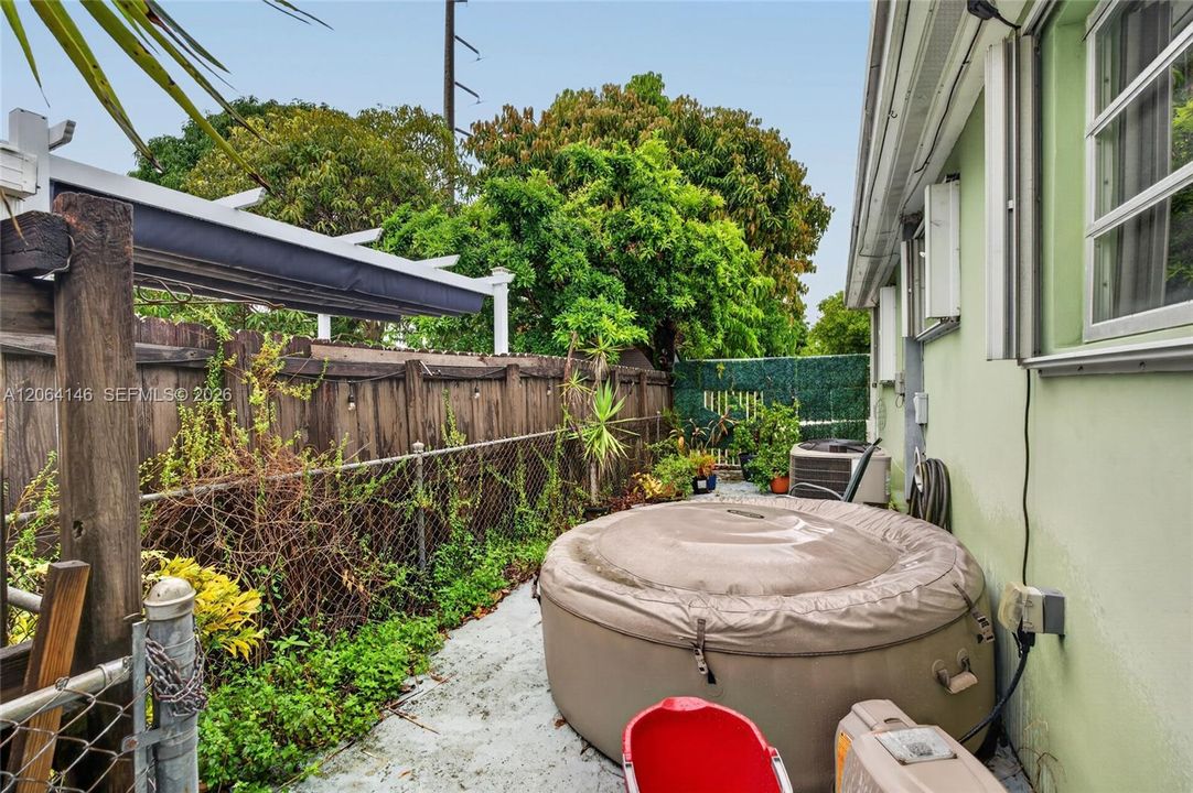 En Venta: $699,000 (0 camas, 0 baños, 1850 Pies cuadrados)