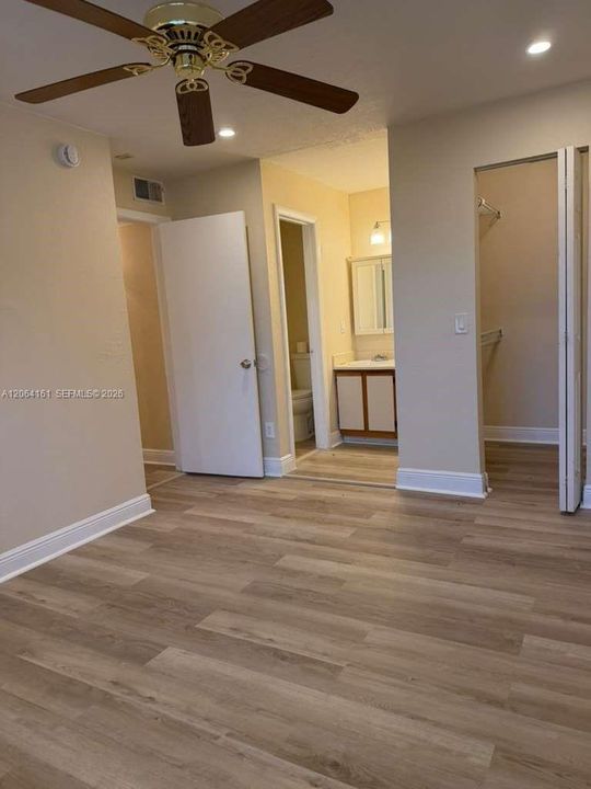 For Rent: $1,850 (2 beds, 1 baths, 903 Square Feet)