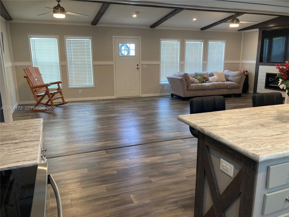 For Sale: $279,000 (3 beds, 2 baths, 1800 Square Feet)
