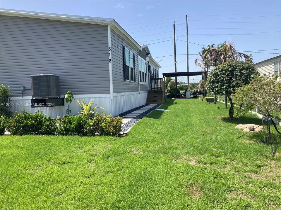 For Sale: $279,000 (3 beds, 2 baths, 1800 Square Feet)