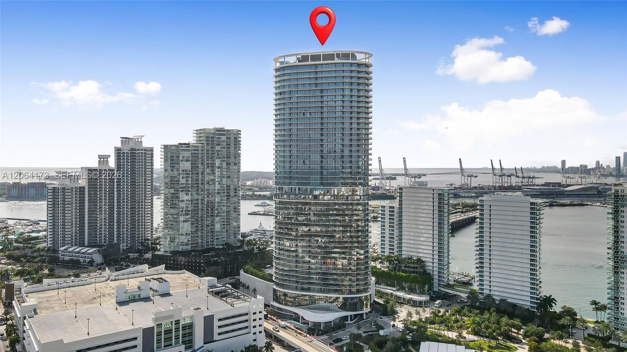 For Sale: $1,575,000 (1 beds, 1 baths, 1000 Square Feet)