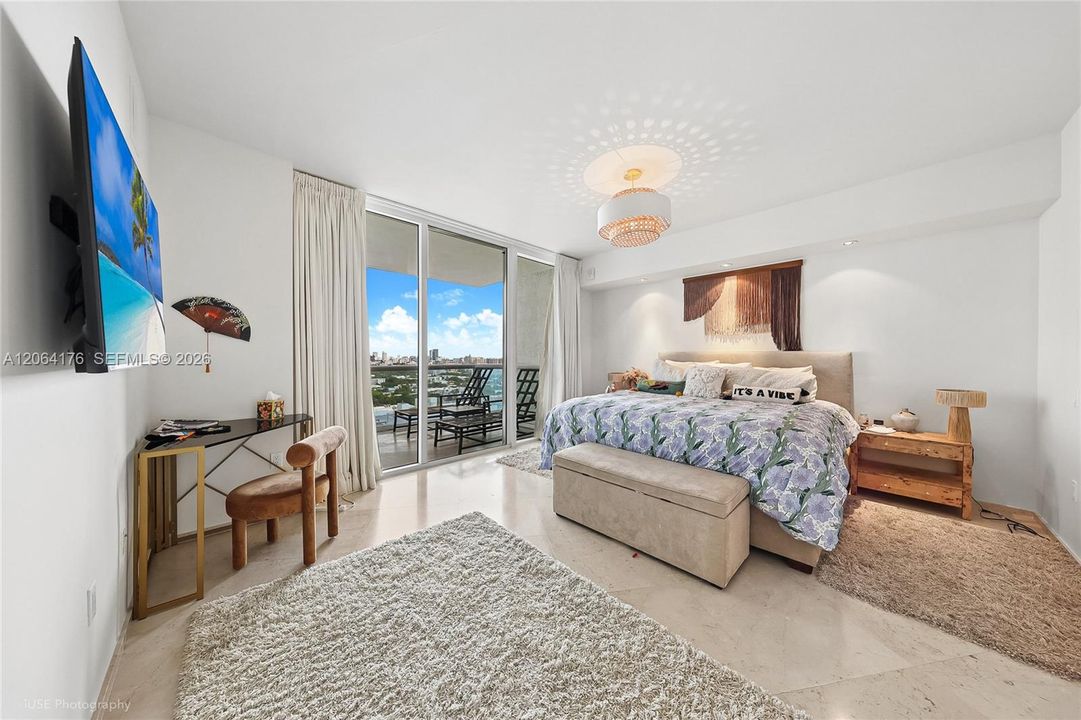 For Rent: $11,900 (2 beds, 2 baths, 1536 Square Feet)