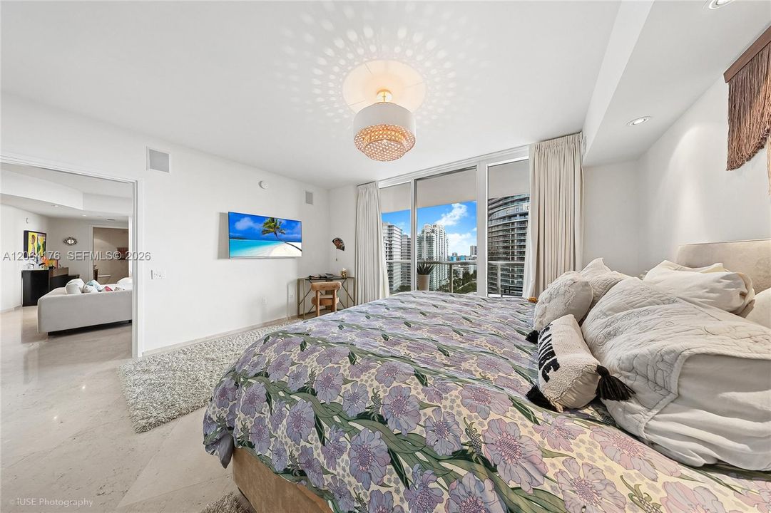 For Rent: $11,900 (2 beds, 2 baths, 1536 Square Feet)