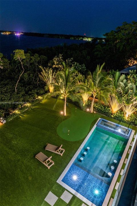 For Sale: $8,550,000 (6 beds, 5 baths, 4404 Square Feet)