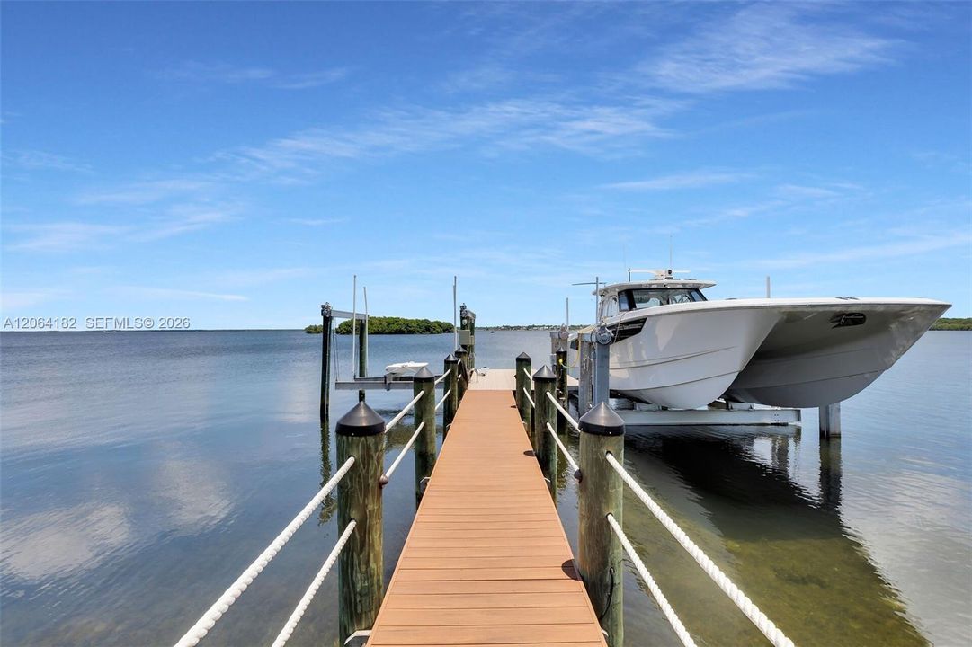 For Sale: $8,550,000 (6 beds, 5 baths, 4404 Square Feet)