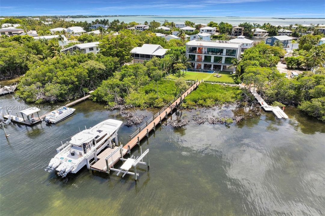 For Sale: $8,550,000 (6 beds, 5 baths, 4404 Square Feet)