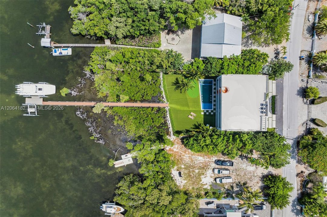 For Sale: $8,550,000 (6 beds, 5 baths, 4404 Square Feet)