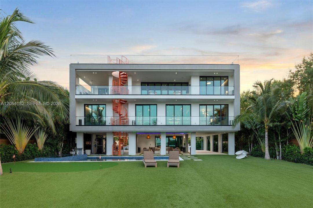 For Sale: $8,550,000 (6 beds, 5 baths, 4404 Square Feet)