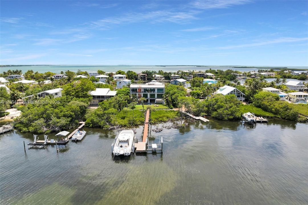 For Sale: $8,550,000 (6 beds, 5 baths, 4404 Square Feet)