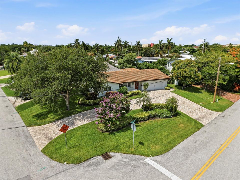 2690 NE 11th St - Pompano Beach - Mike B